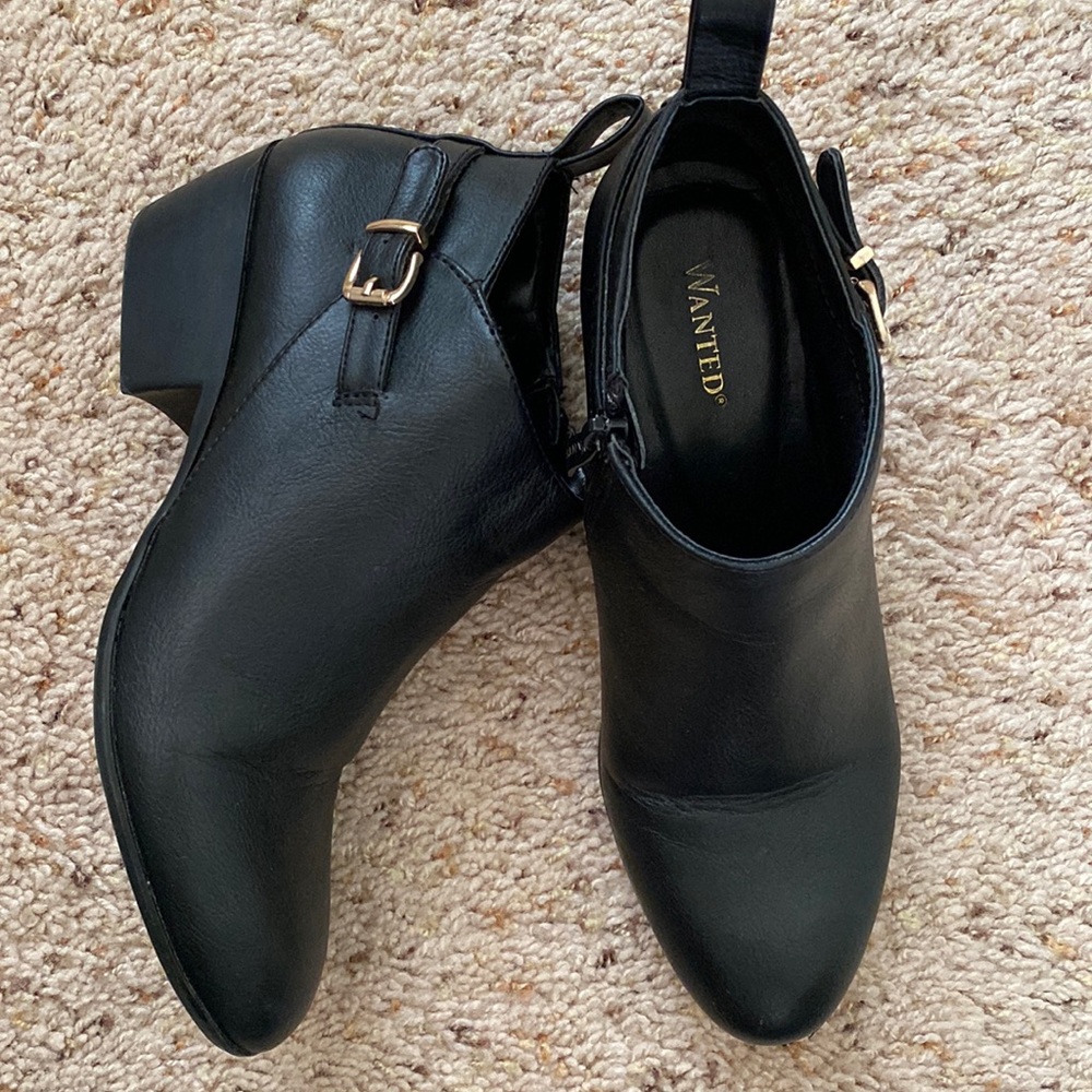 Black booties /ankle boots with gold hardware